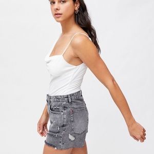 Brand new urban outfitters black denim shorts 25”